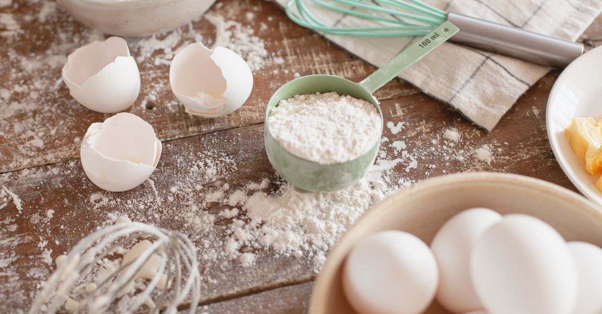 Medir sin báscula: cómo lograr proporciones precisas con tazas, cucharas y objetos de cocina